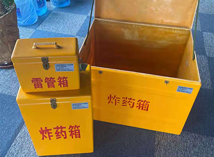 龙门玻璃雷管箱生产标准全解析：安全、性能与合规的基石